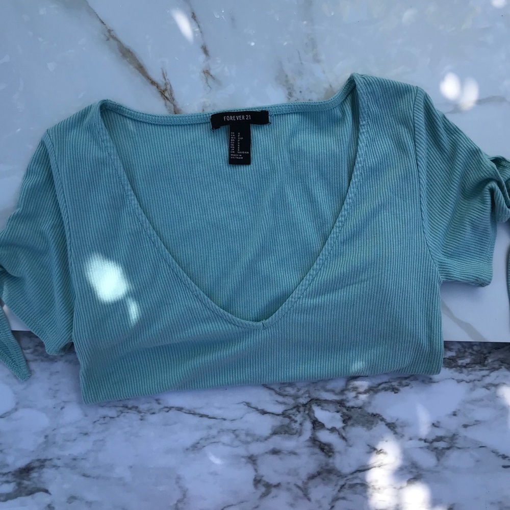 crop top